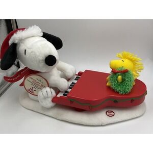 Hallmark Swingin With Snoopy Woodstock Piano Christmas Music Lights Motion Plush